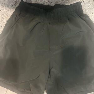 Lululemon 5inch liner shorts
